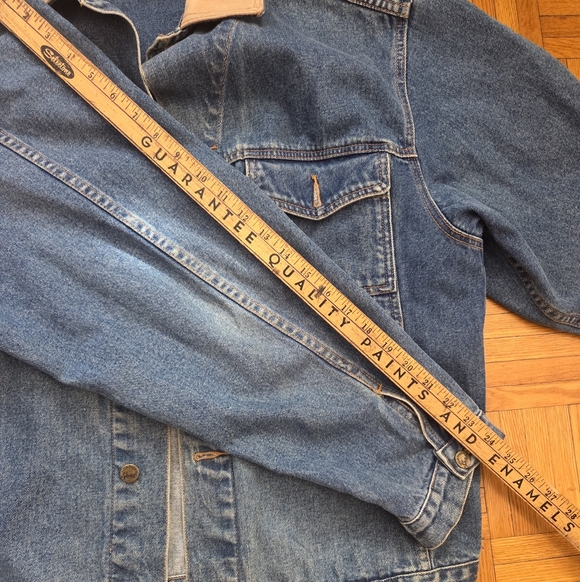 TRUE VINTAGE 90s Men's Denim Jacket | Tan Leather Collar | Trucker Style - Picture 14 of 16